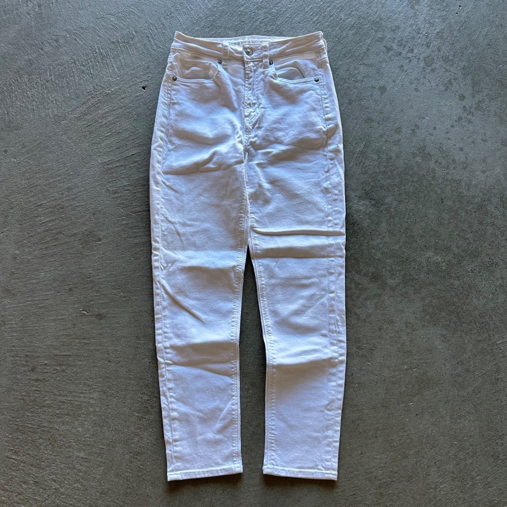 American Eagle Mom Jeans Womens 2 Regular White Stretch High Rise Tapered